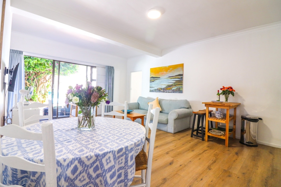 To Let 2 Bedroom Property for Rent in Voelklip Western Cape